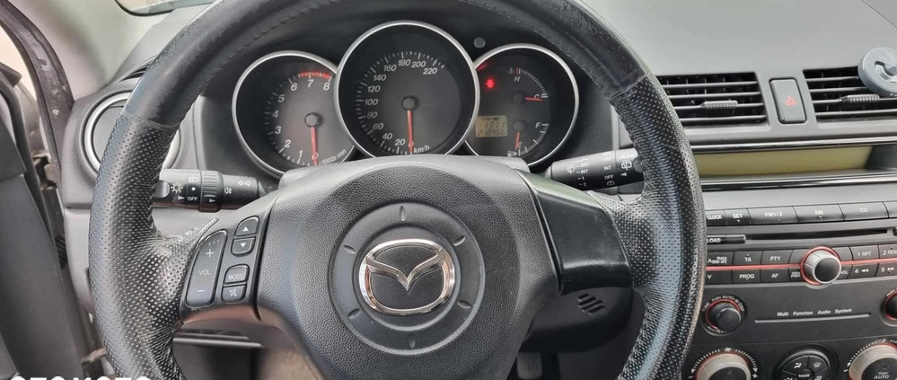 Mazda 3 cena 6200 przebieg: 219000, rok produkcji 2005 z Góra małe 79